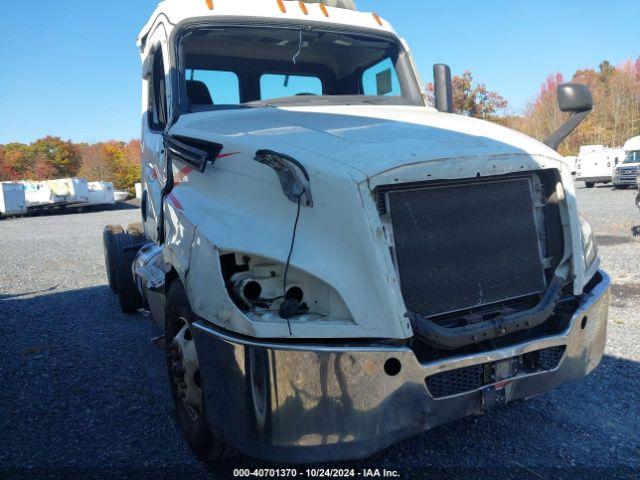  Salvage Freightliner New Cascadia 126