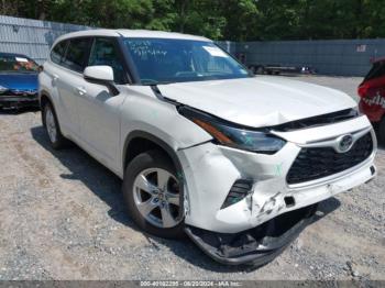  Salvage Toyota Highlander