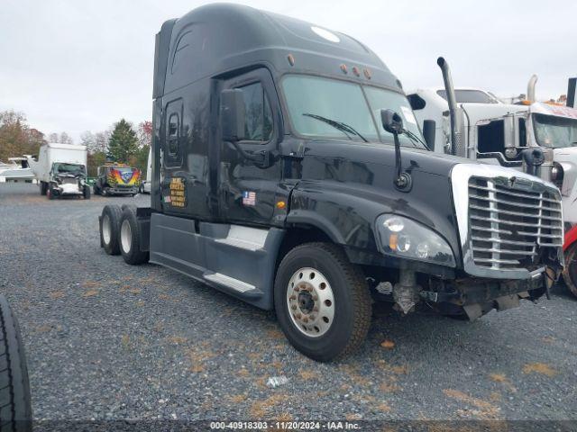  Salvage Freightliner Cascadia 125