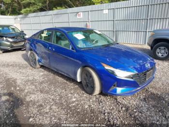  Salvage Hyundai ELANTRA