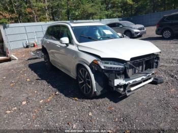  Salvage Volvo XC90