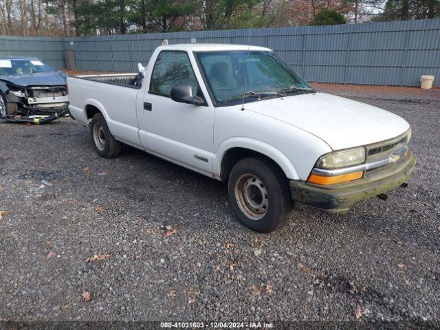  Salvage Chevrolet S-10