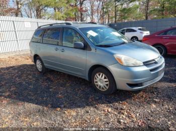  Salvage Toyota Sienna