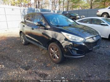  Salvage Hyundai TUCSON