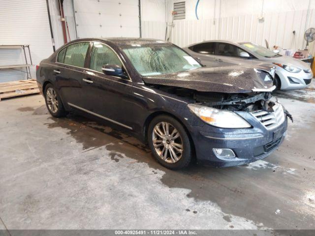  Salvage Hyundai Genesis