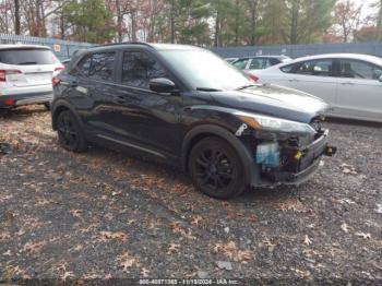  Salvage Nissan Kicks