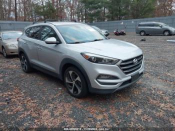  Salvage Hyundai TUCSON