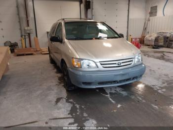  Salvage Toyota Sienna