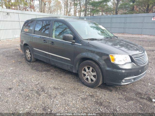  Salvage Chrysler Town & Country