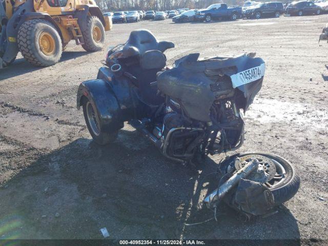  Salvage Harley-Davidson Flhtcutg