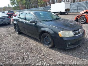  Salvage Dodge Avenger