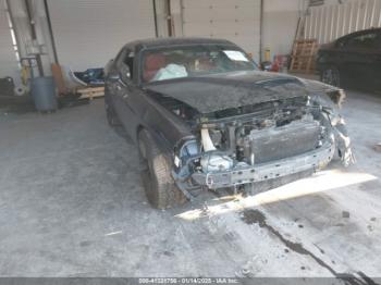  Salvage Dodge Challenger
