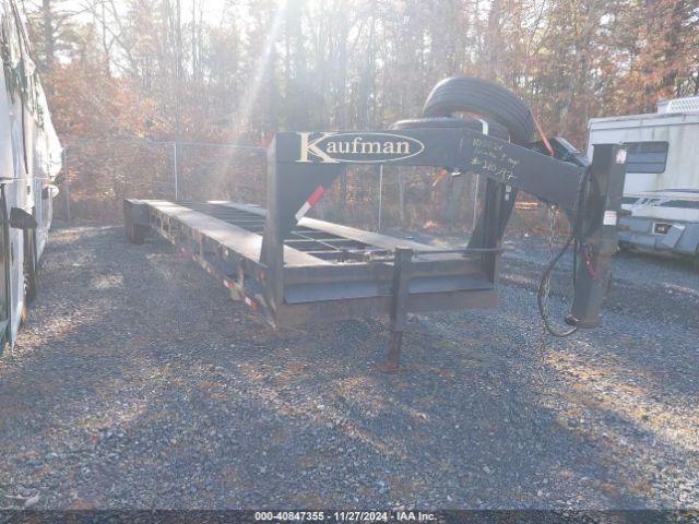  Salvage Kaufman Trailers Trailer