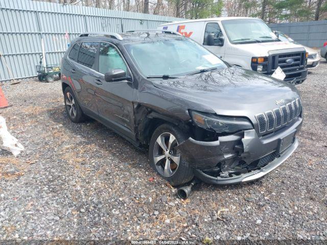  Salvage Jeep Cherokee