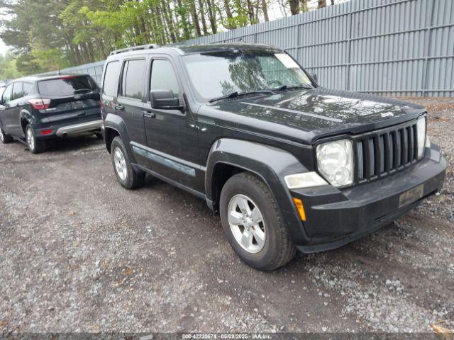  Salvage Jeep Liberty