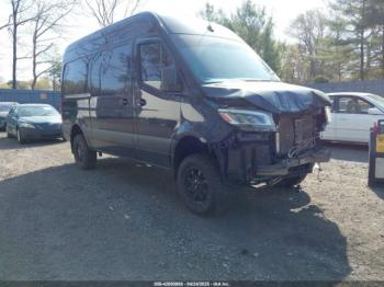  Salvage Mercedes-Benz Sprinter 2500