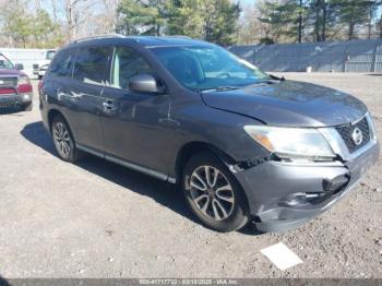  Salvage Nissan Pathfinder