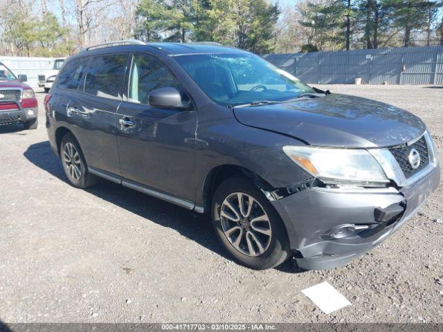  Salvage Nissan Pathfinder