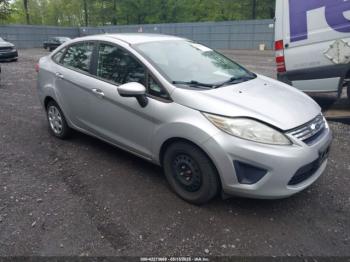  Salvage Ford Fiesta
