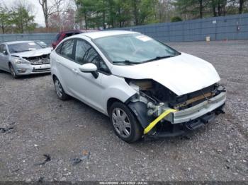  Salvage Ford Fiesta