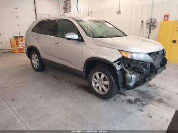  Salvage Kia Sorento