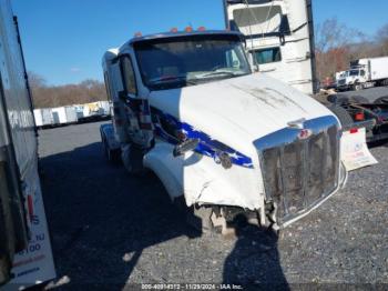  Salvage Peterbilt 579