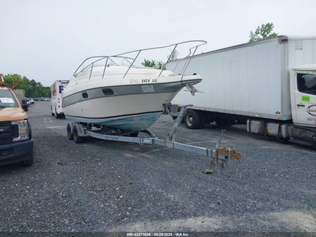  Salvage Maxum 2400