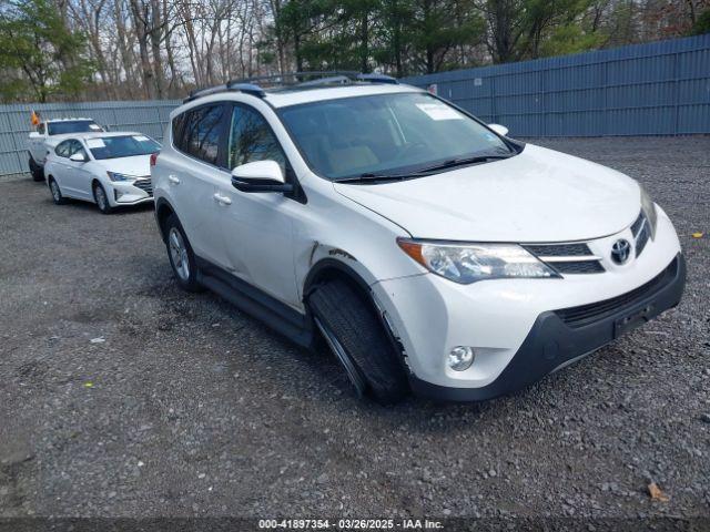  Salvage Toyota RAV4