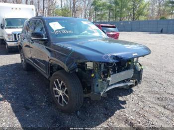  Salvage Jeep Grand Cherokee