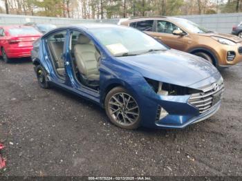  Salvage Hyundai ELANTRA