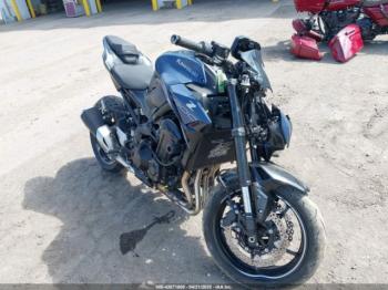  Salvage Kawasaki Zr900