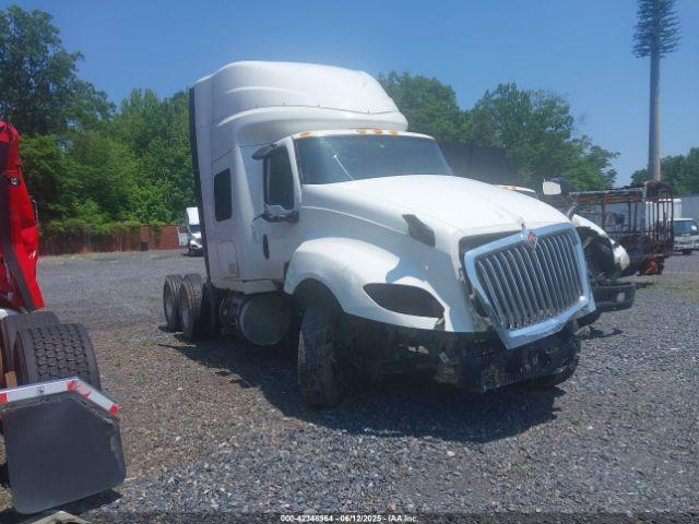 Salvage International Lt625