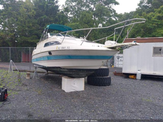  Salvage Bayliner 2655