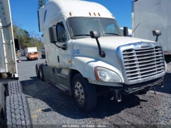  Salvage Freightliner Cascadia 125
