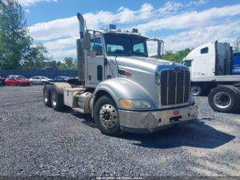  Salvage Peterbilt 384