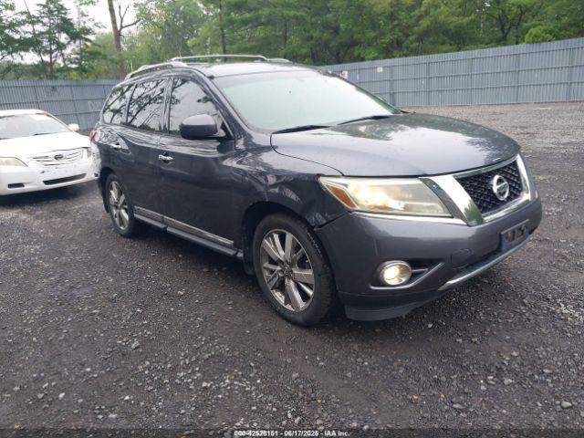  Salvage Nissan Pathfinder