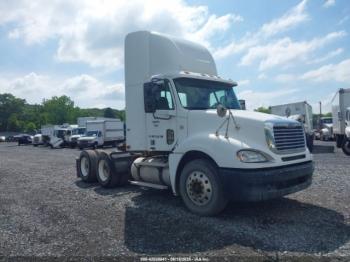 Salvage Freightliner Columbia