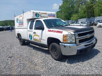  Salvage Chevrolet Silverado 2500