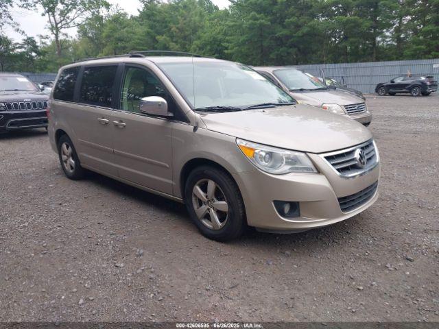  Salvage Volkswagen Routan