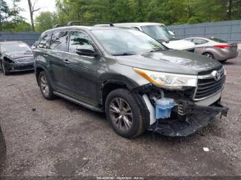  Salvage Toyota Highlander