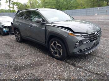  Salvage Hyundai TUCSON