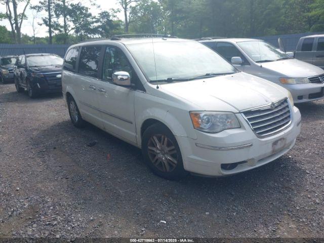 Salvage Chrysler Town & Country