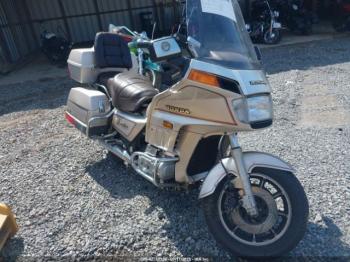  Salvage Honda Gl1200
