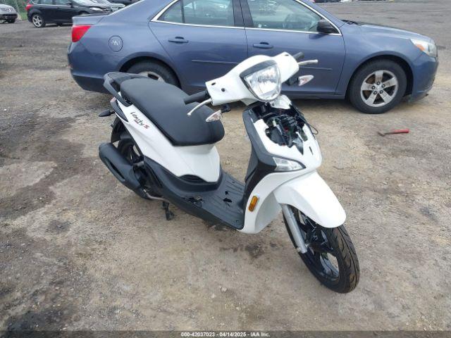  Salvage Piaggio Liberty