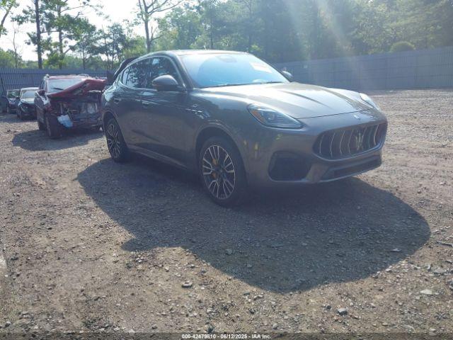  Salvage Maserati Grecale
