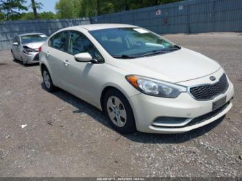  Salvage Kia Forte
