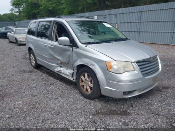  Salvage Chrysler Town & Country