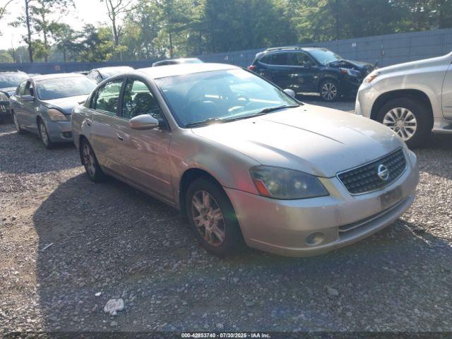  Salvage Nissan Altima