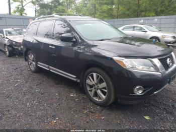  Salvage Nissan Pathfinder