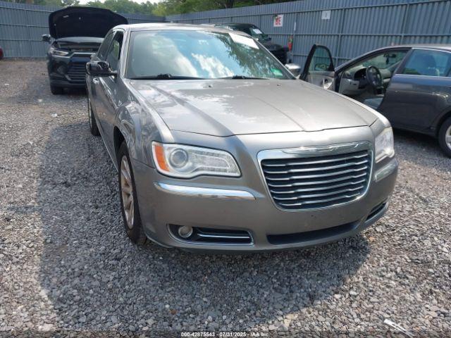  Salvage Chrysler 300